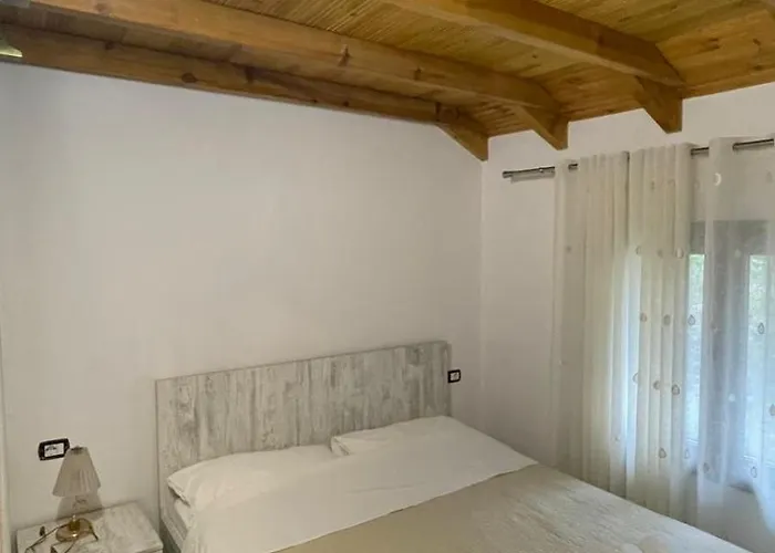 Villa Bujtina Halili Two Bedrooms *