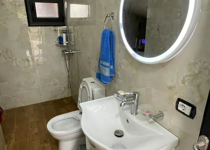 Bujtina Halili Two Bedrooms Gjinar
