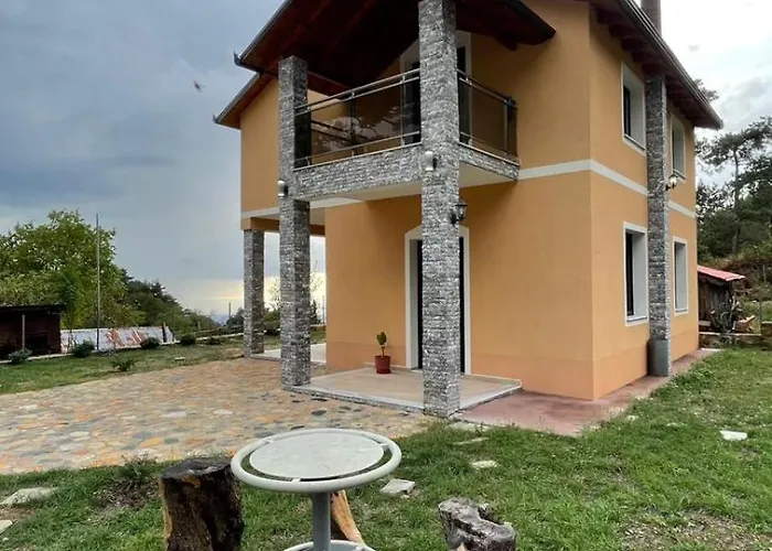 Bujtina Halili Two Bedrooms *